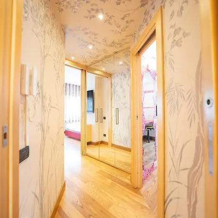 The Only One In By Dimorra Napels